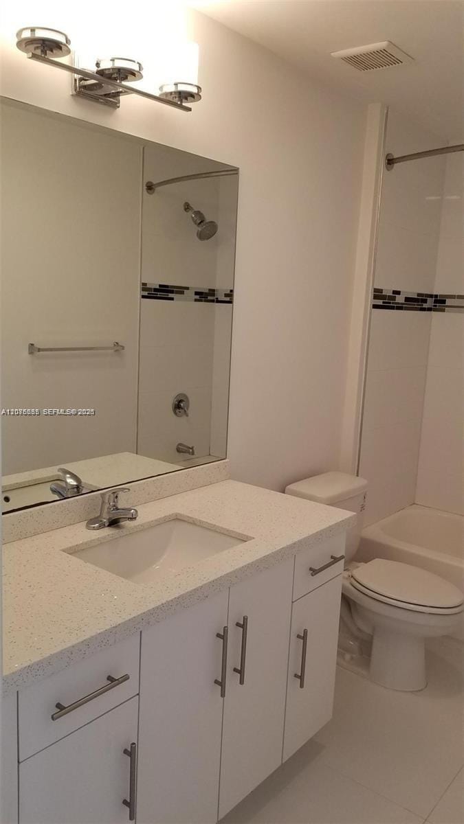 2651 NE 212th Terrace 207, Miami, FL 33180 photo 16