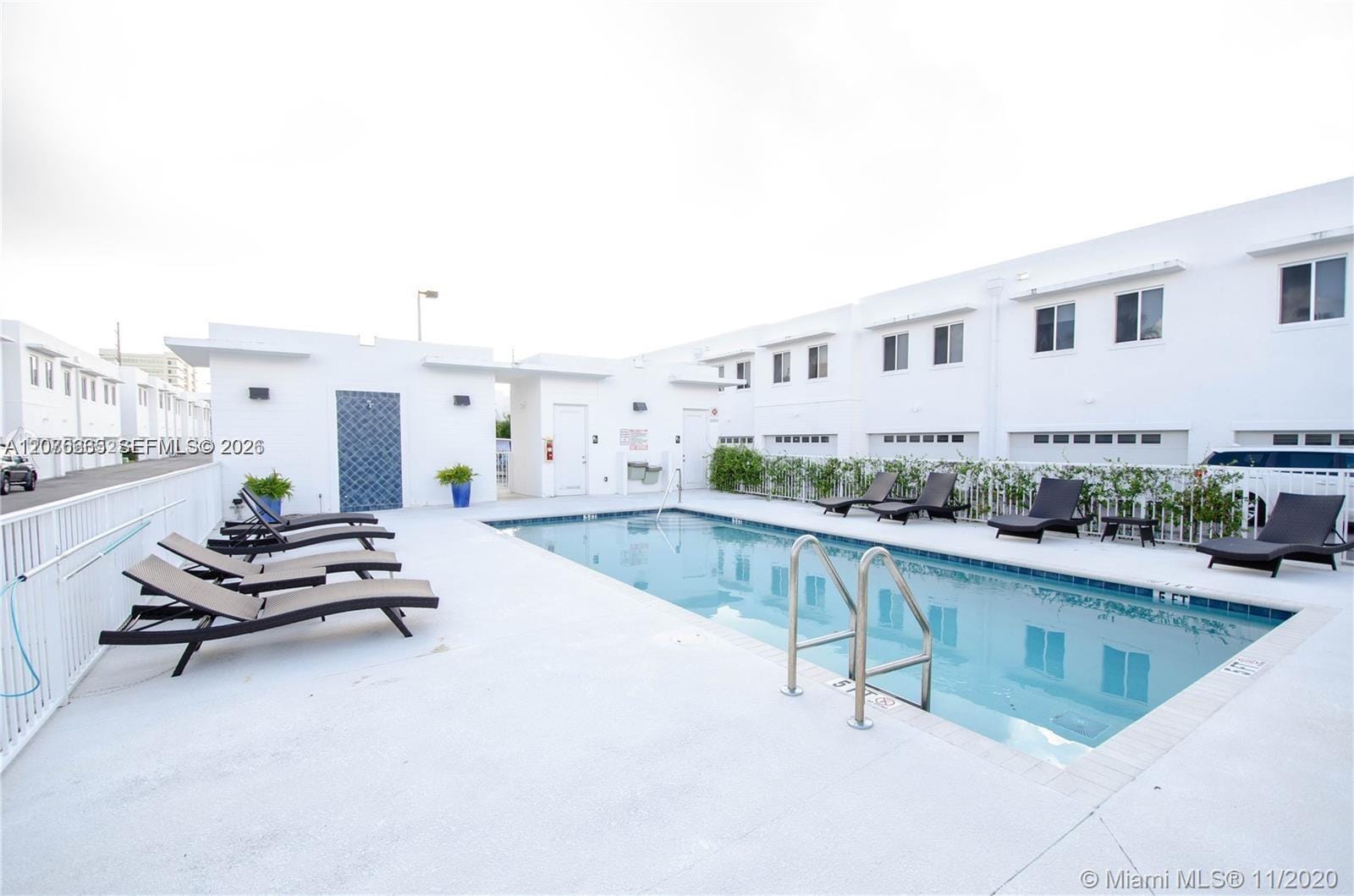2651 NE 212th Terrace 207, Miami, FL 33180 photo 17