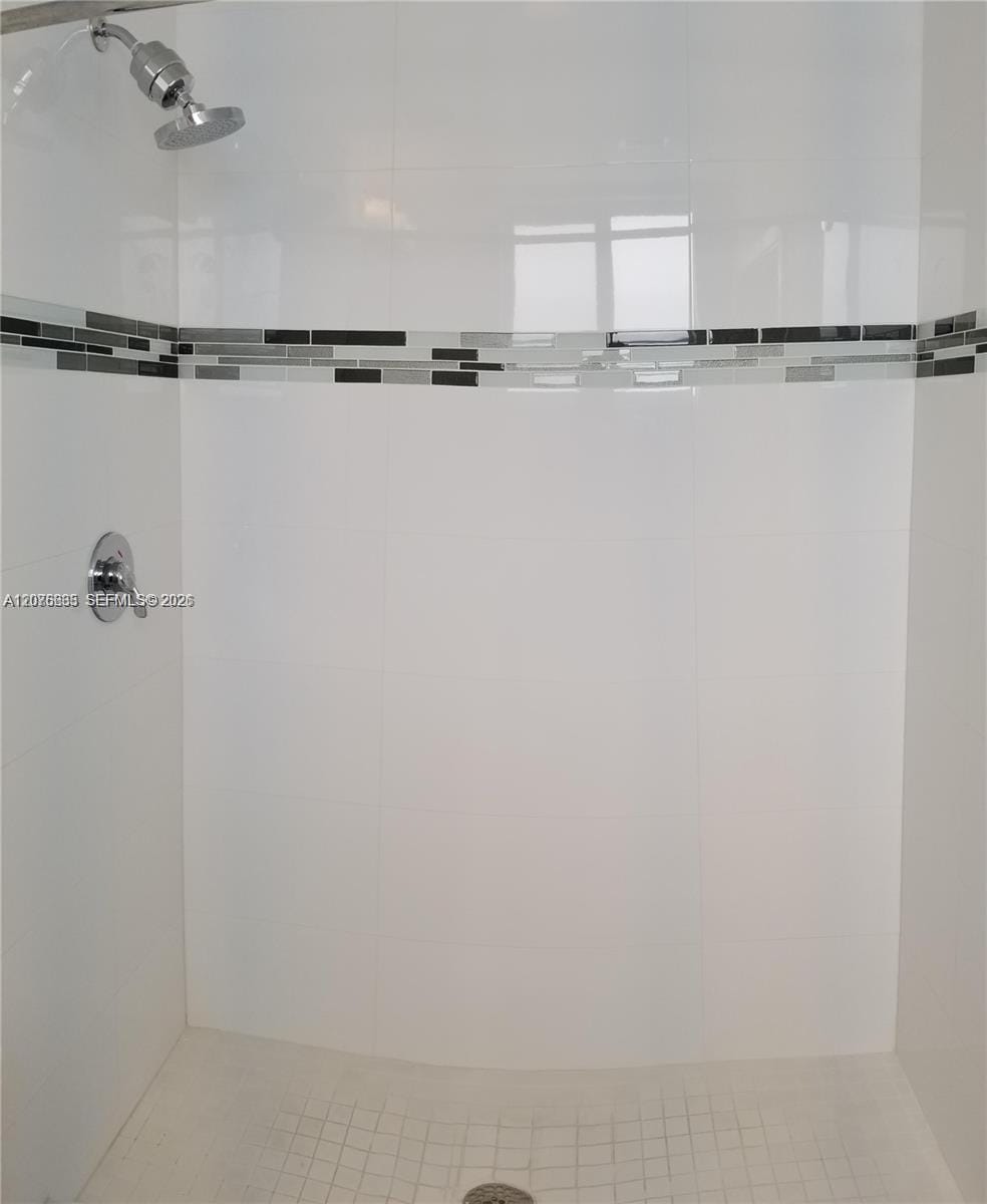 2651 NE 212th Terrace 207, Miami, FL 33180 photo 5
