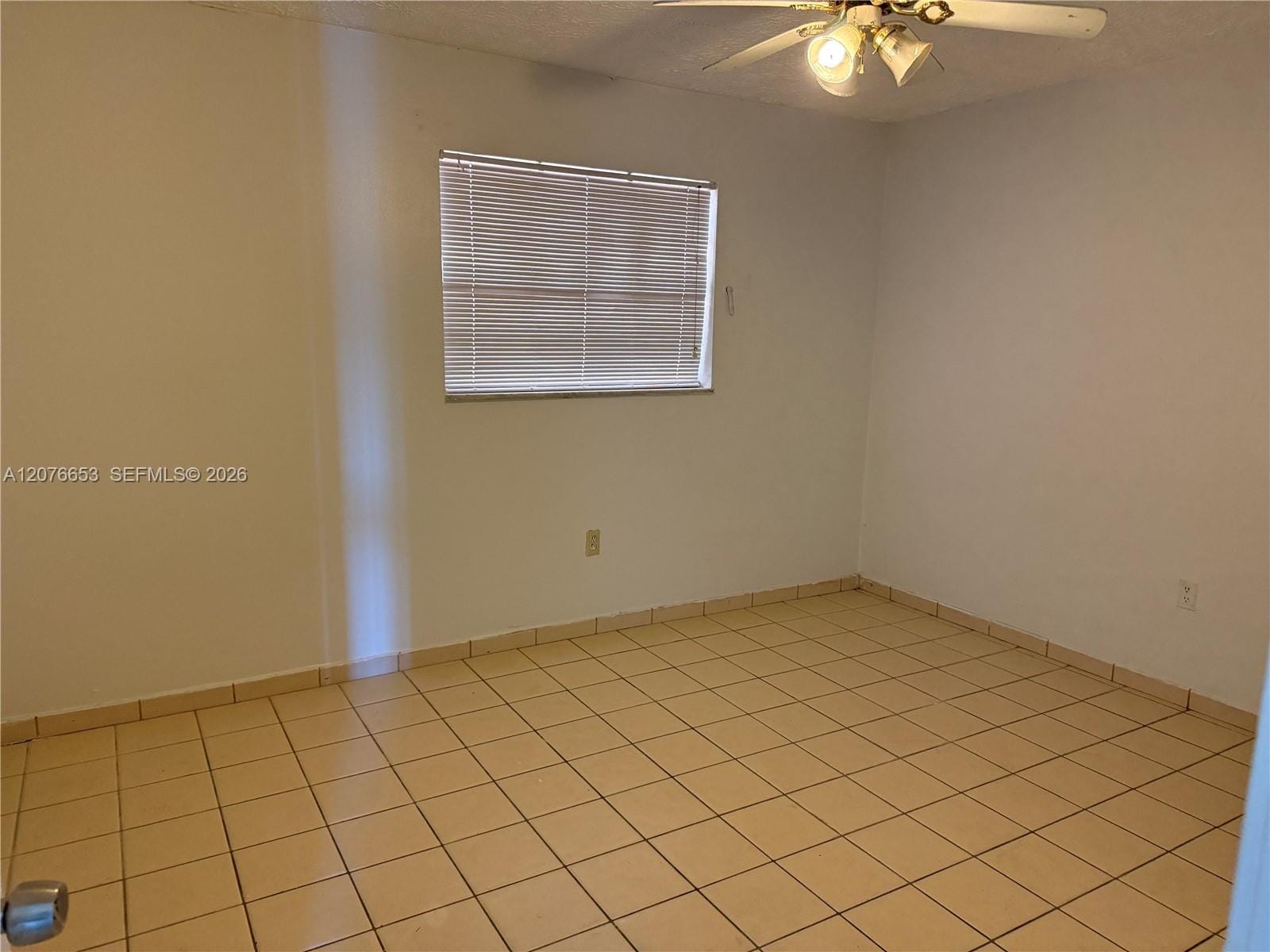 6055 W 19th Avenue 311, Hialeah, FL 33012 photo 2