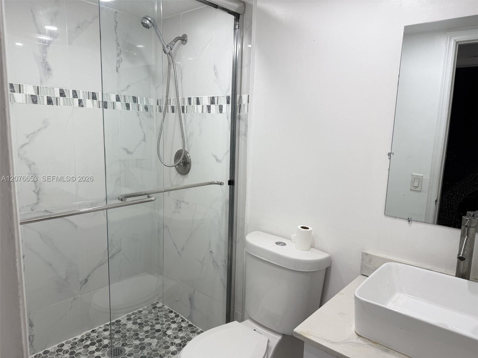 6055 W 19th Avenue 311, Hialeah, FL 33012 photo 3