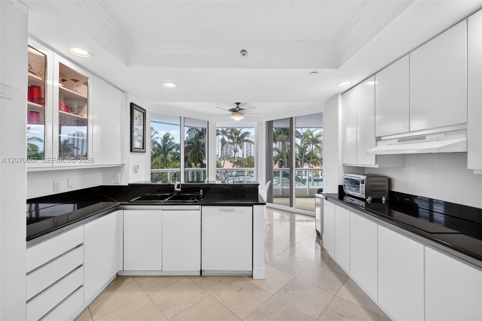 21050 Point Place 403, Aventura, FL 33180 photo 15