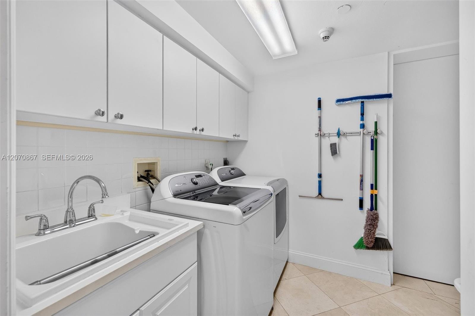 21050 Point Place 403, Aventura, FL 33180 photo 25