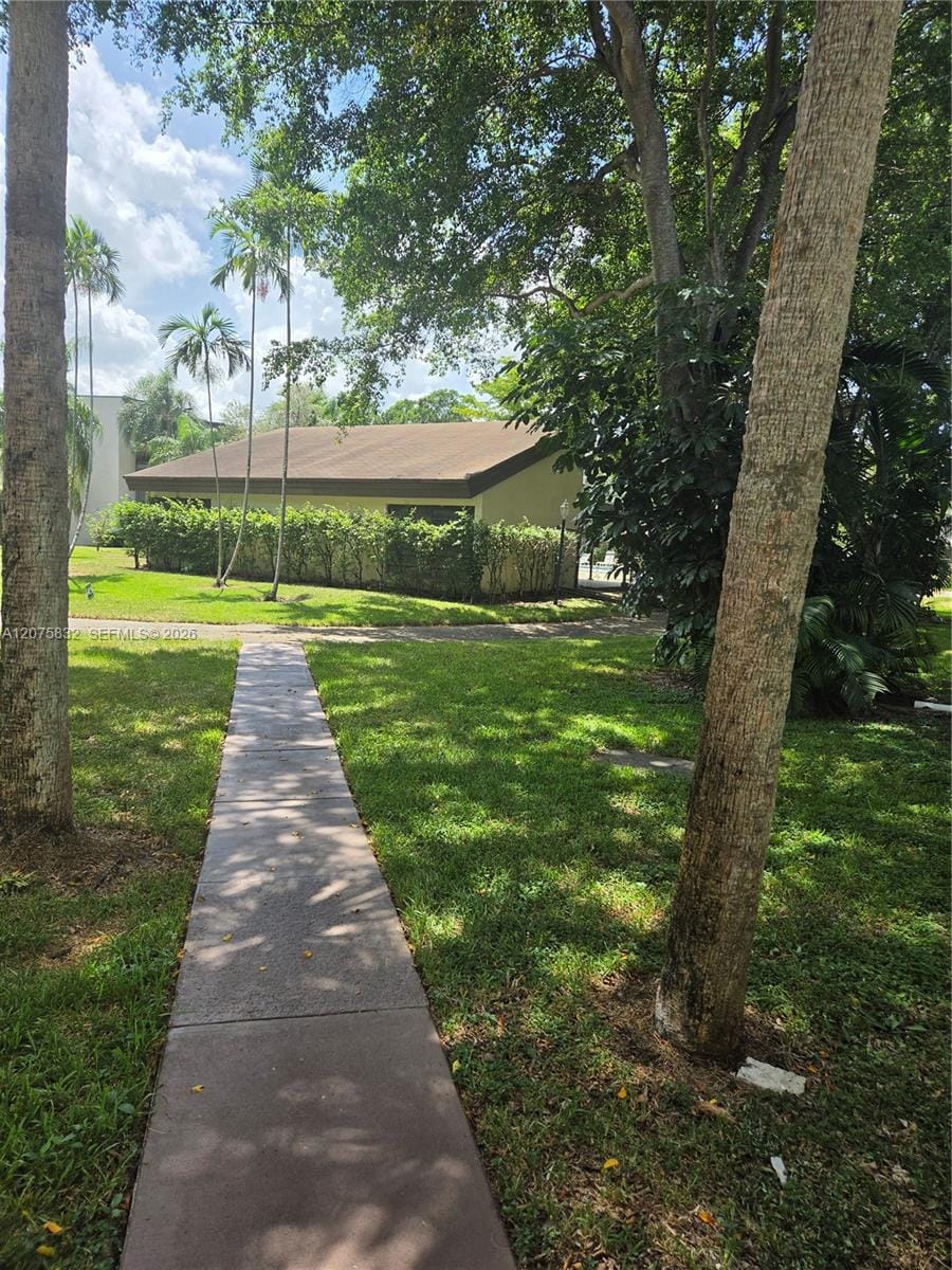 1701 NW 75th Avenue 206, Plantation, FL 33313 photo 2