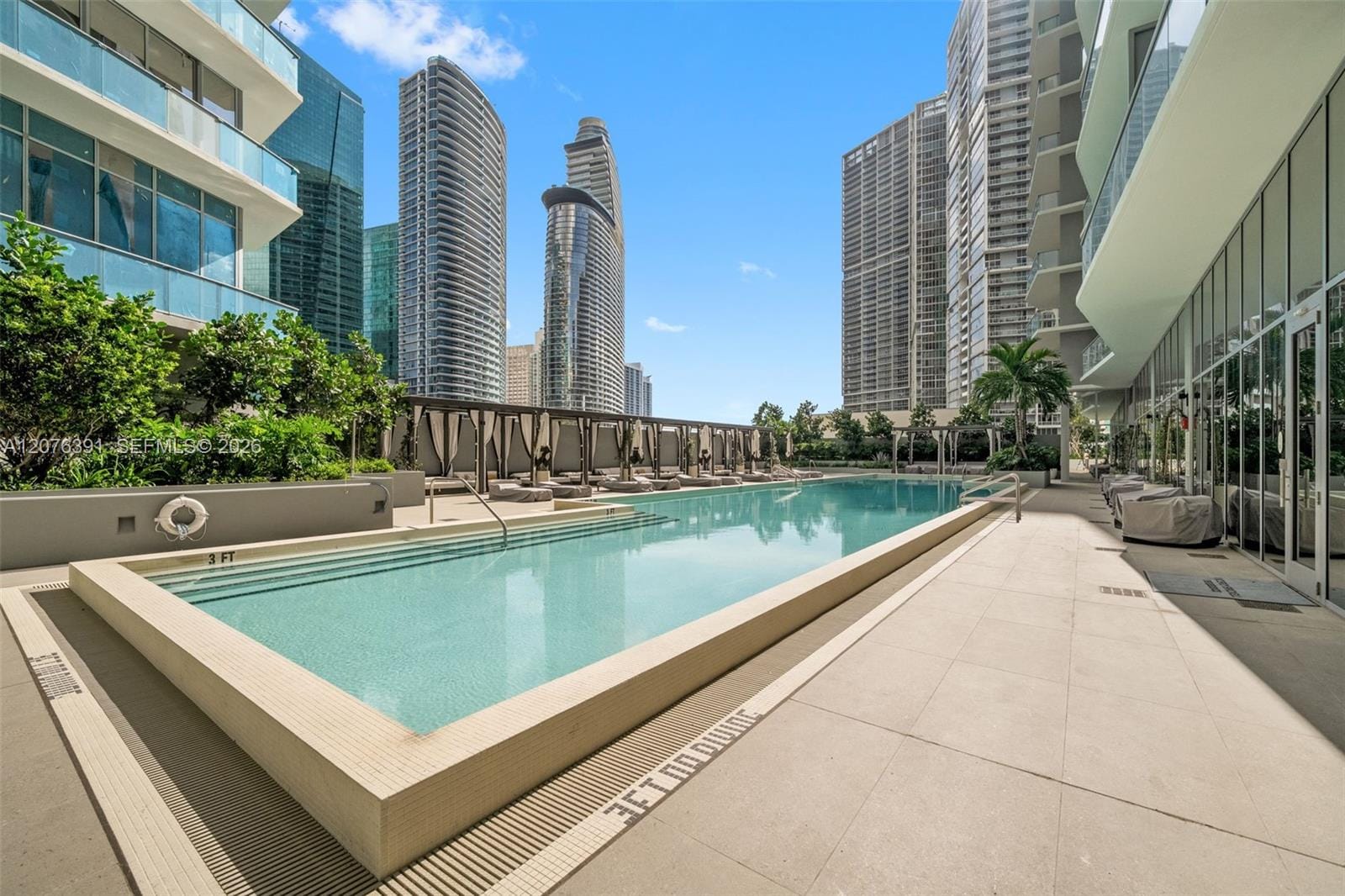 77 SE 5th Street 2805, Miami, FL 33131 photo 11