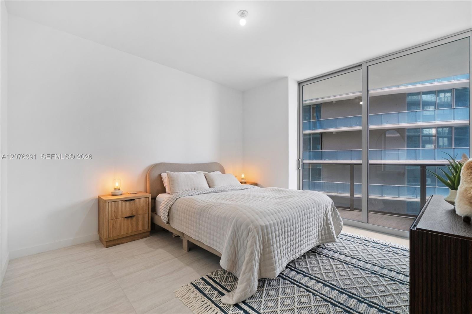 77 SE 5th Street 2805, Miami, FL 33131 photo 6