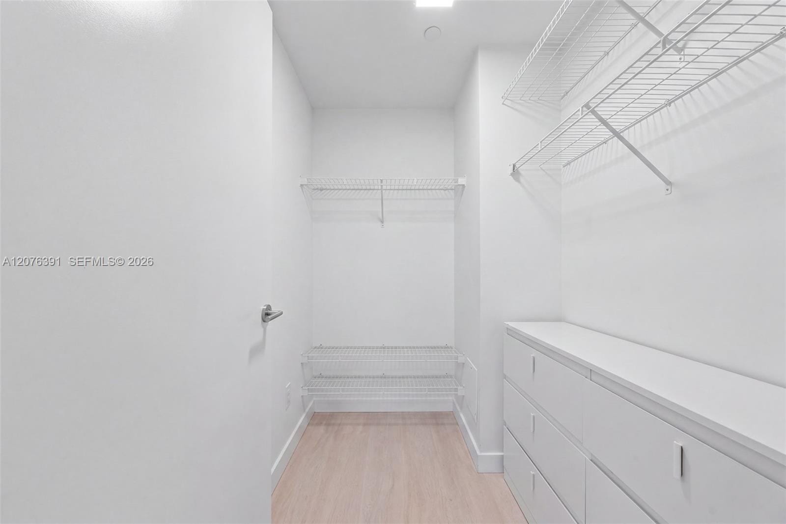 77 SE 5th Street 2805, Miami, FL 33131 photo 9