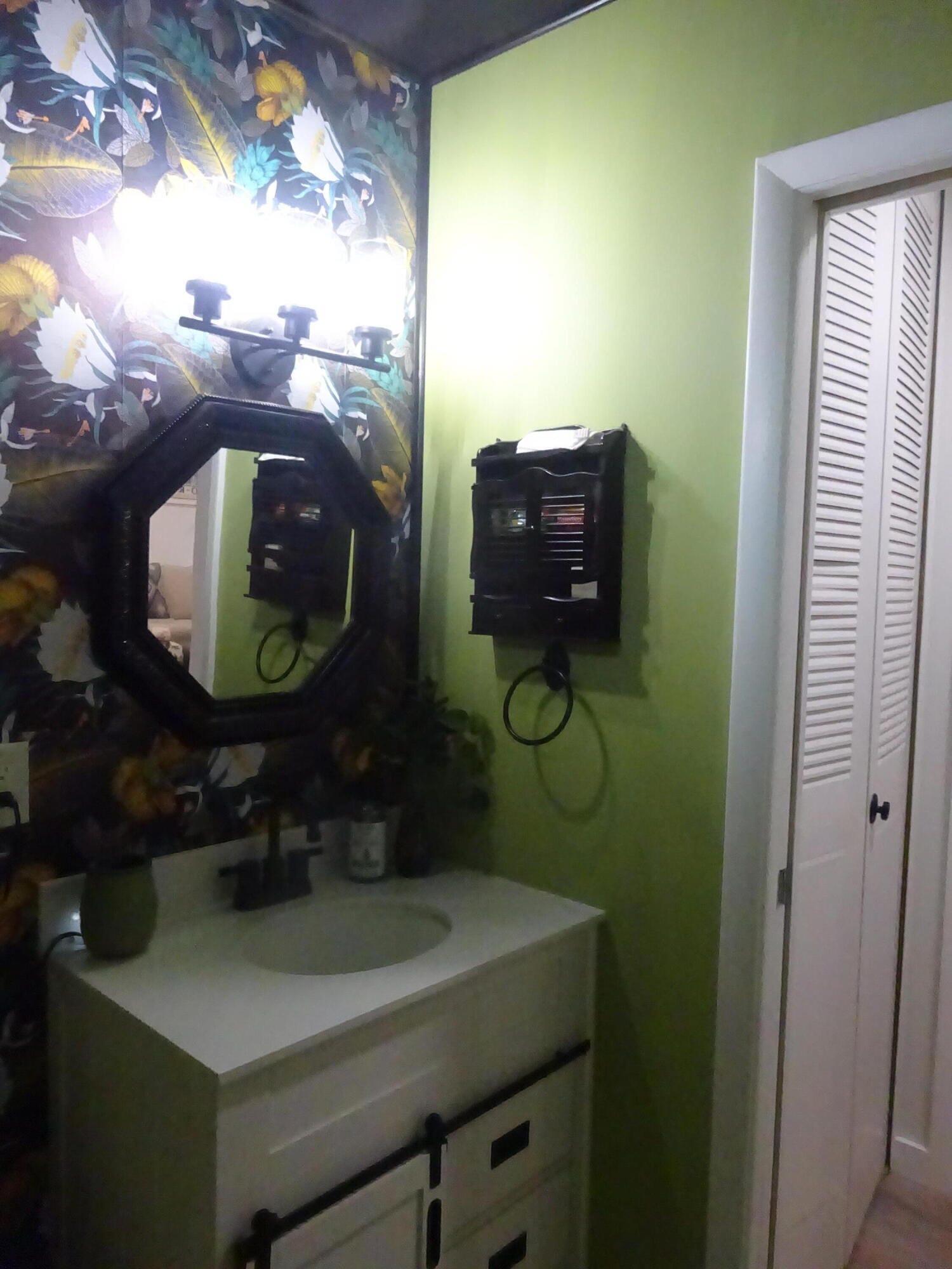 2864 CROSLEY Drive E A — photo 5