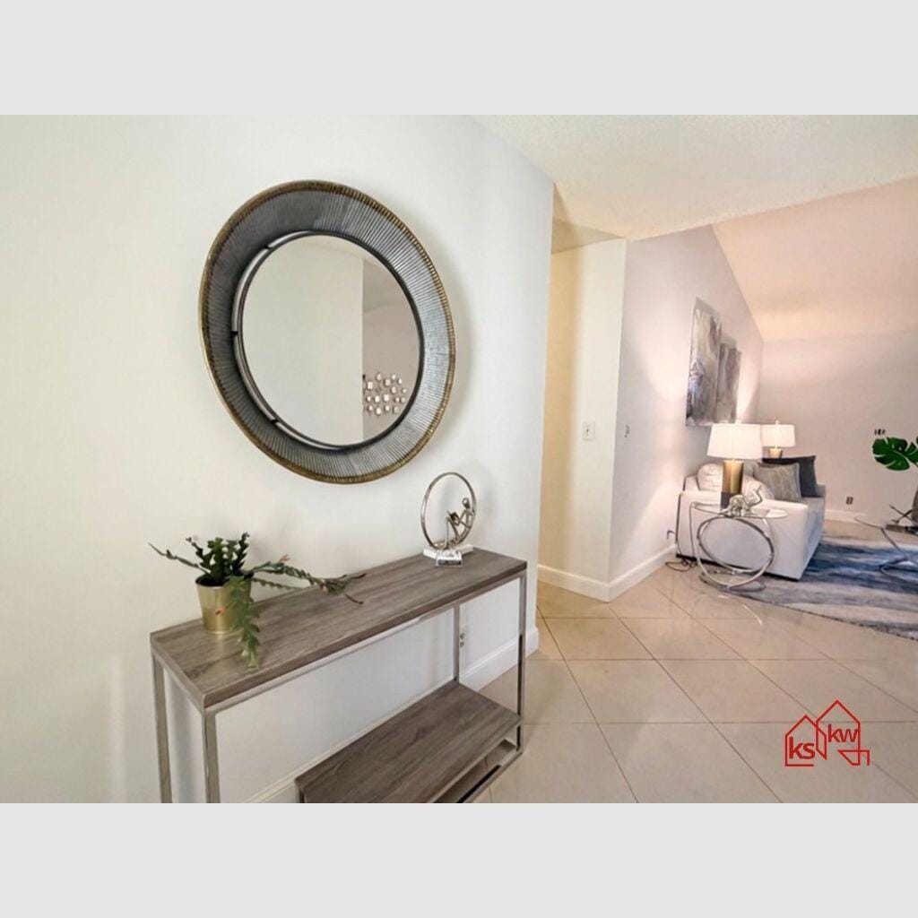 10335 GREENBRIAR Court, Boca Raton, FL 33498 photo 2