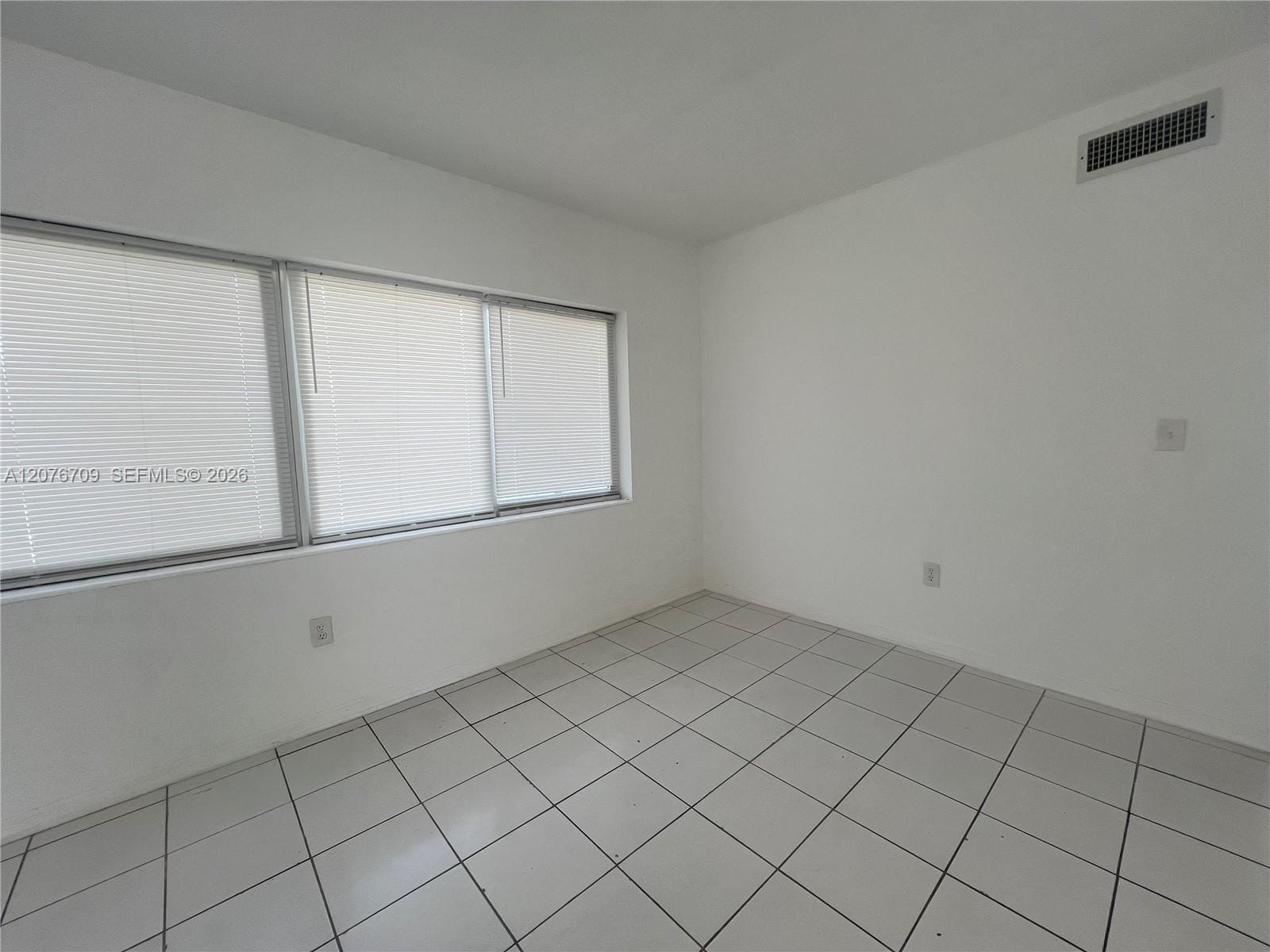 7291 Gary Avenue 5 — photo 2