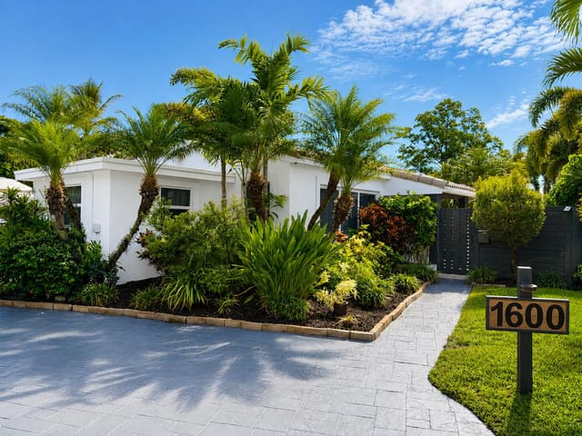1600 NW 4TH Avenue, sold in ZIP 33311, Fort Lauderdale, FL