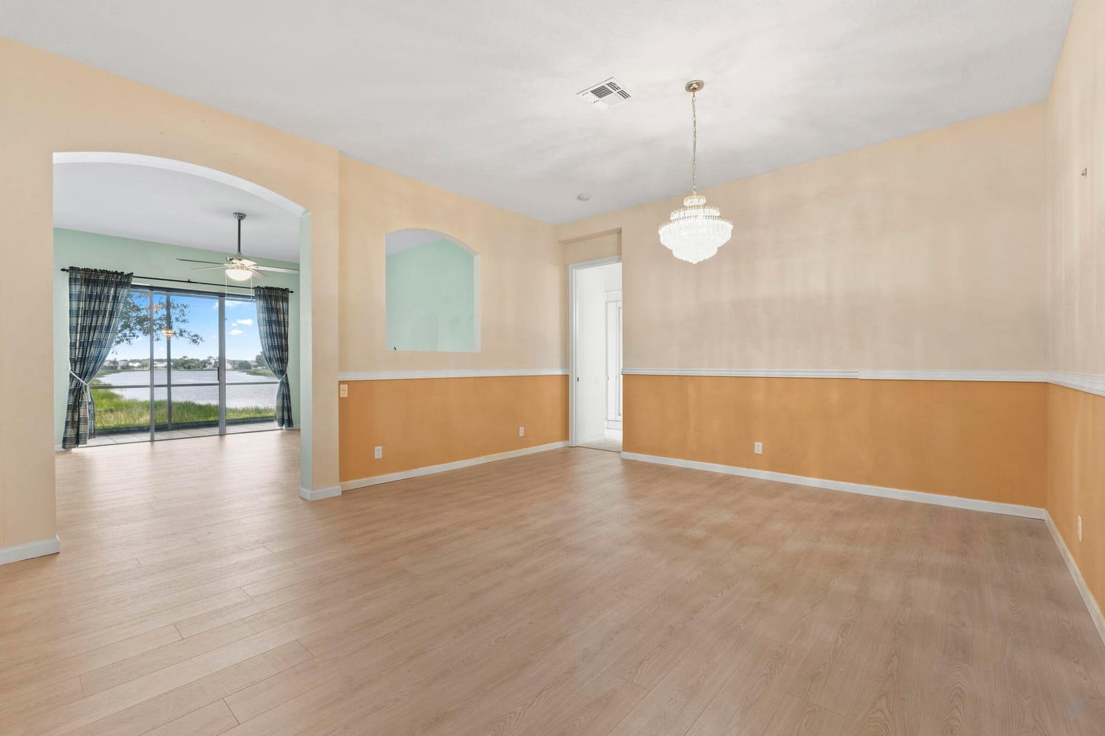 163 NW PLEASANT GROVE Way — photo 4