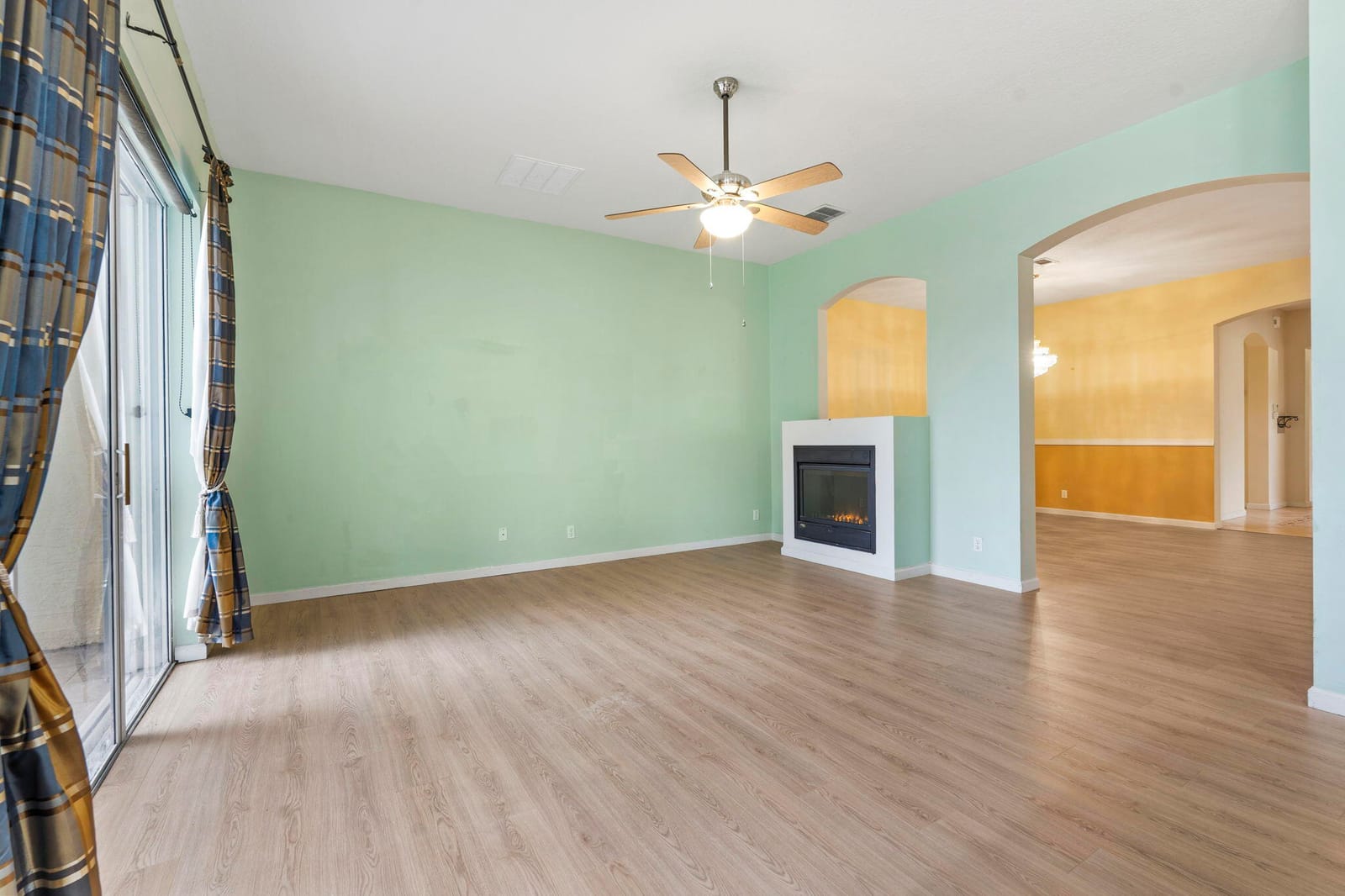 163 NW PLEASANT GROVE Way — photo 5
