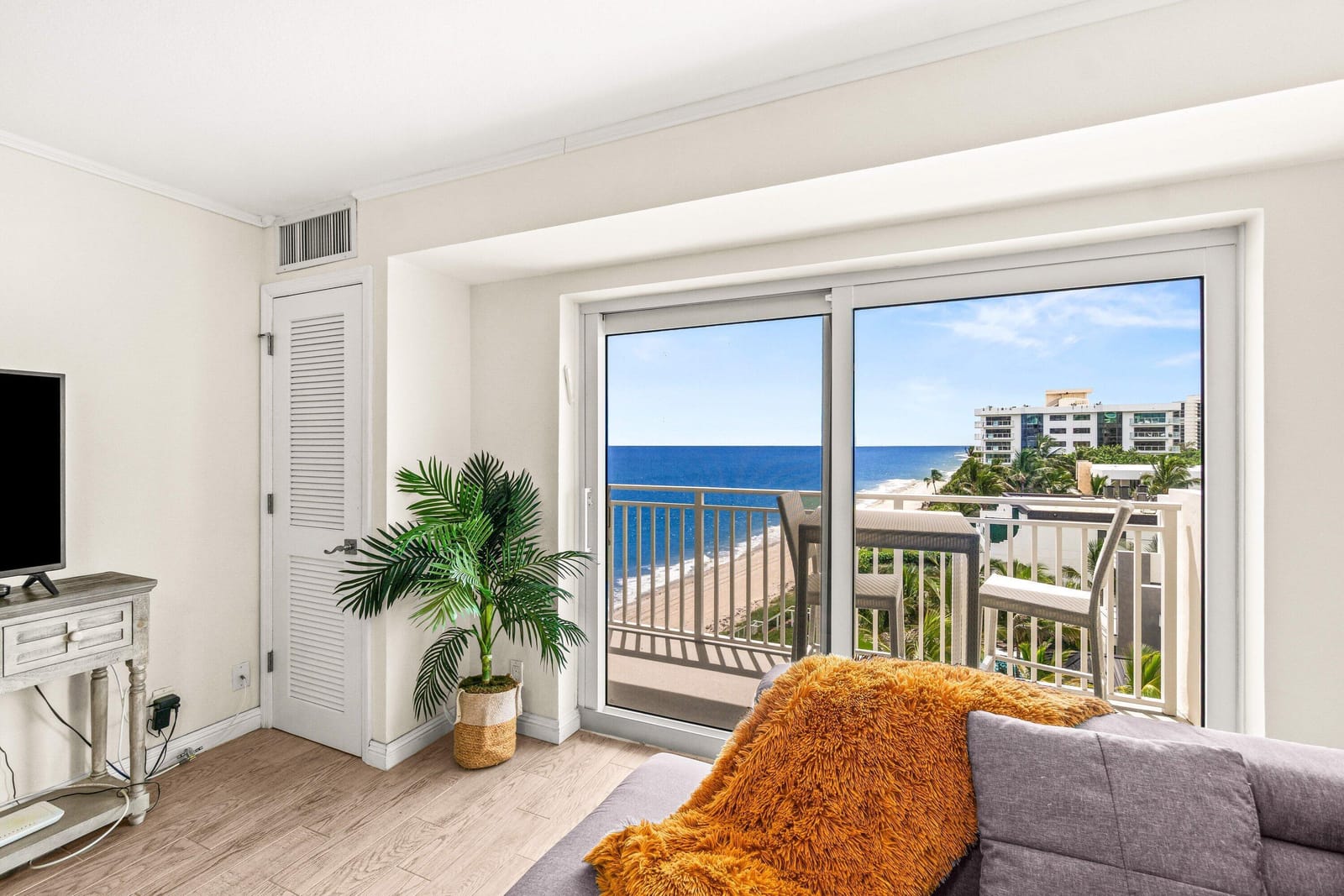 4511 S Ocean Boulevard 607 — photo 2