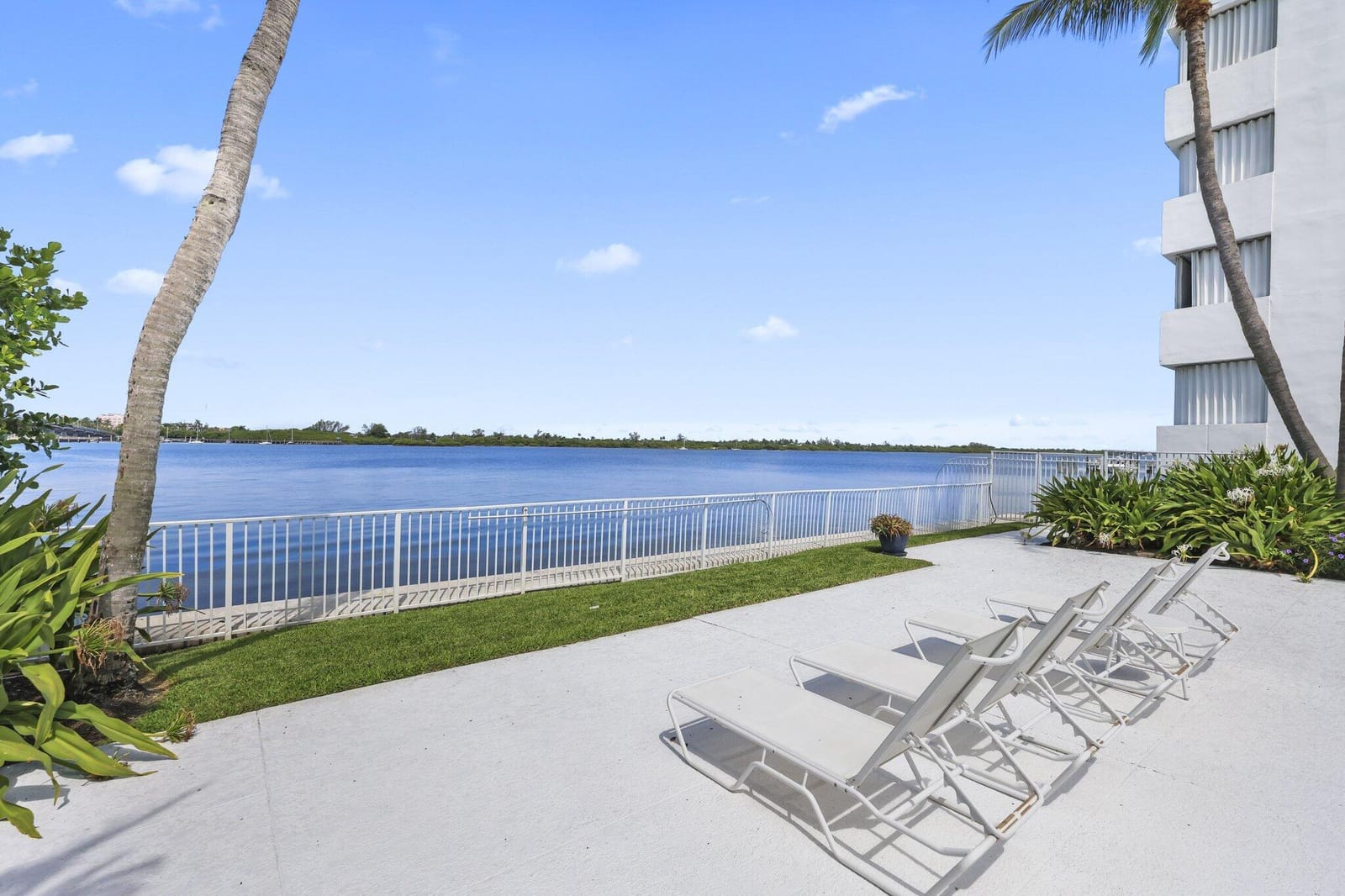 2860 S OCEAN Boulevard 302 — photo 8