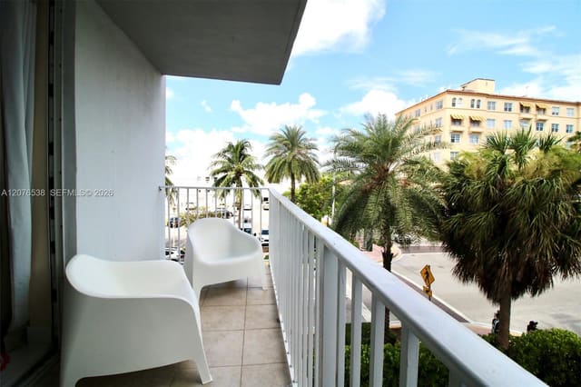 1255 Collins Avenue 304, Miami Beach, FL 33139