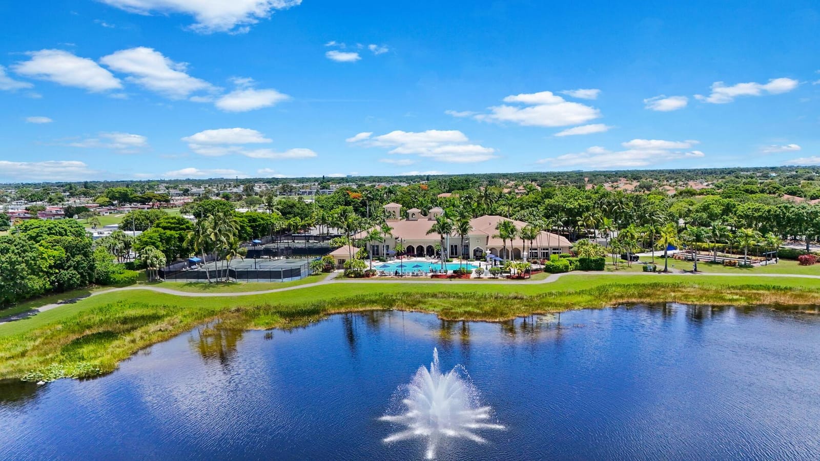 7100 Demedici Circle, Delray Beach, FL 33446
