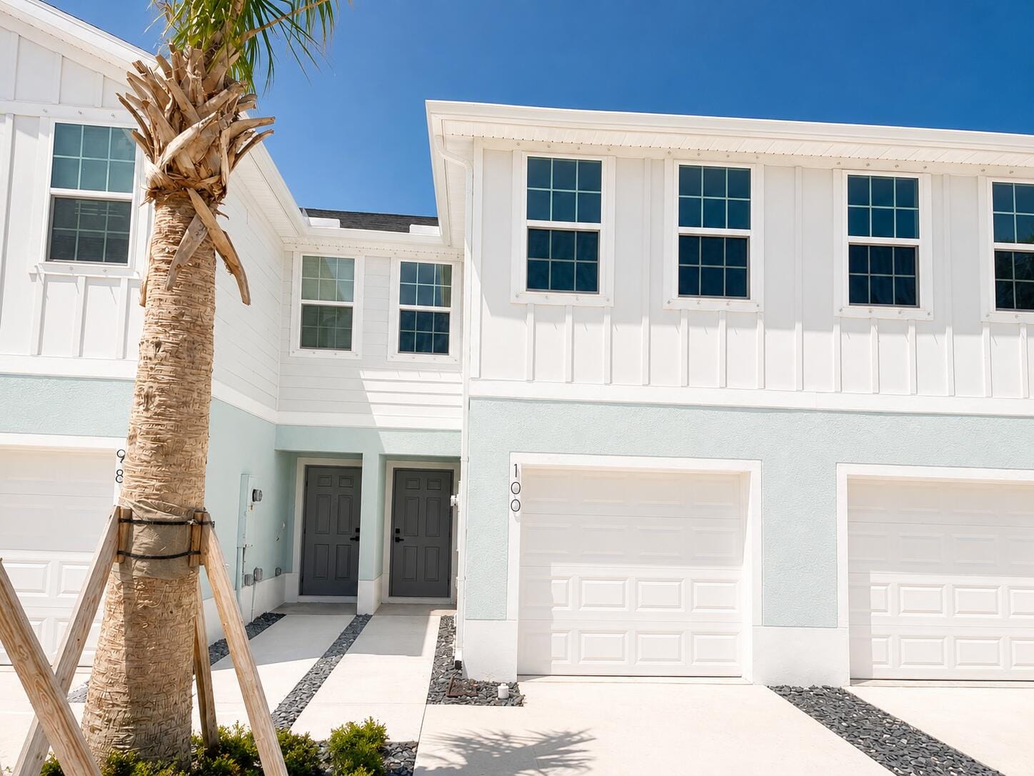 100 Savannah Lakes Boulevard, Fort Pierce, FL 34982
