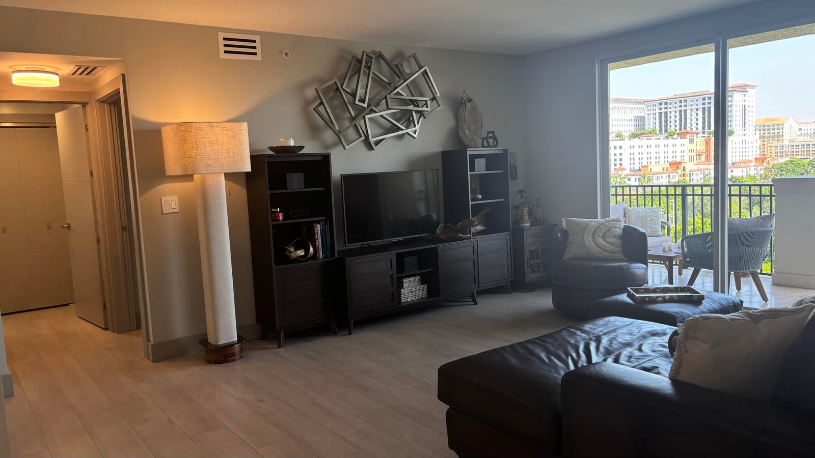 2650 SW 37th Avenue 803, Miami, FL 33133 photo 2