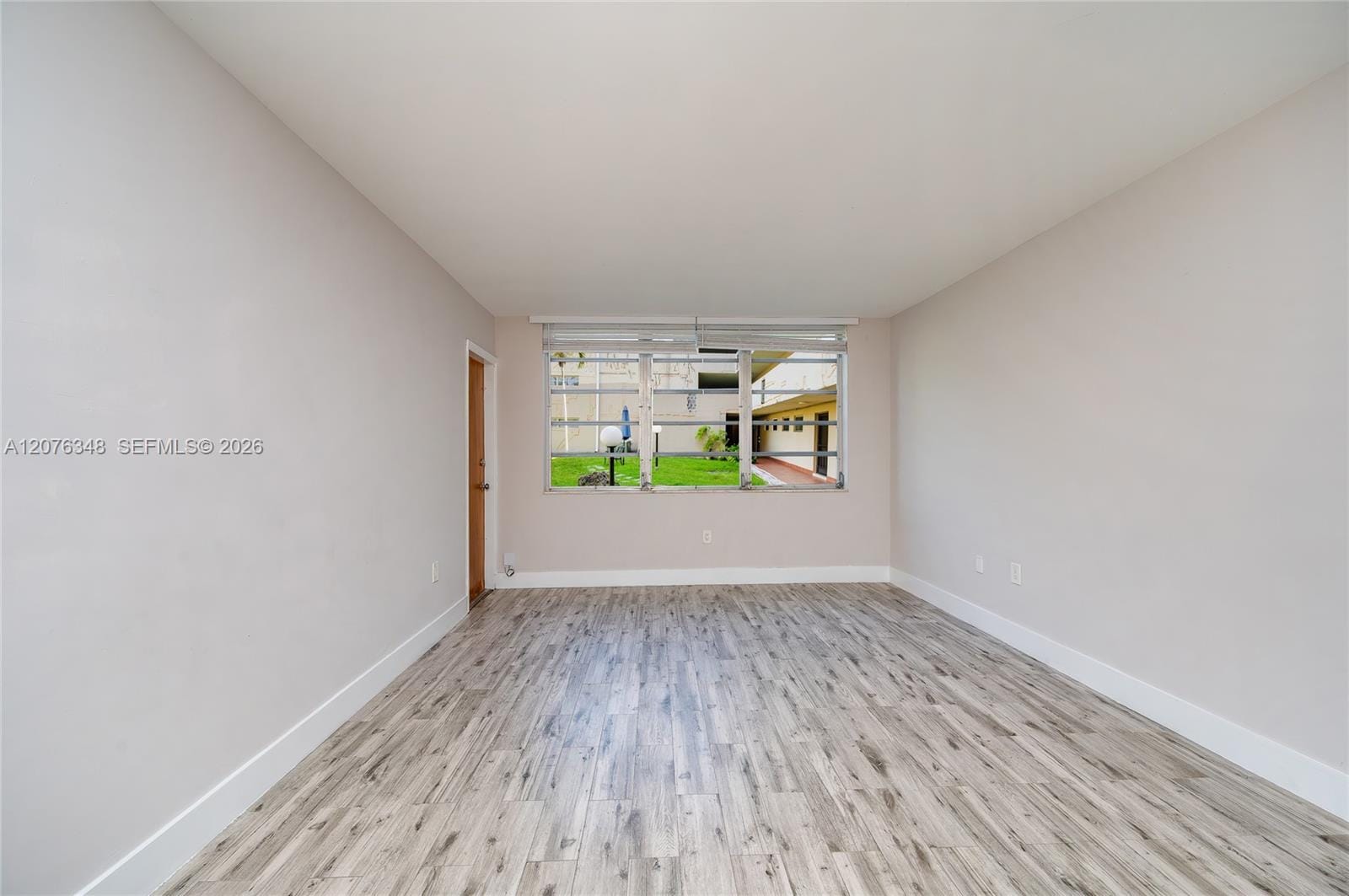1690 NE 191st Street 115-1, Miami, FL 33179 photo 11