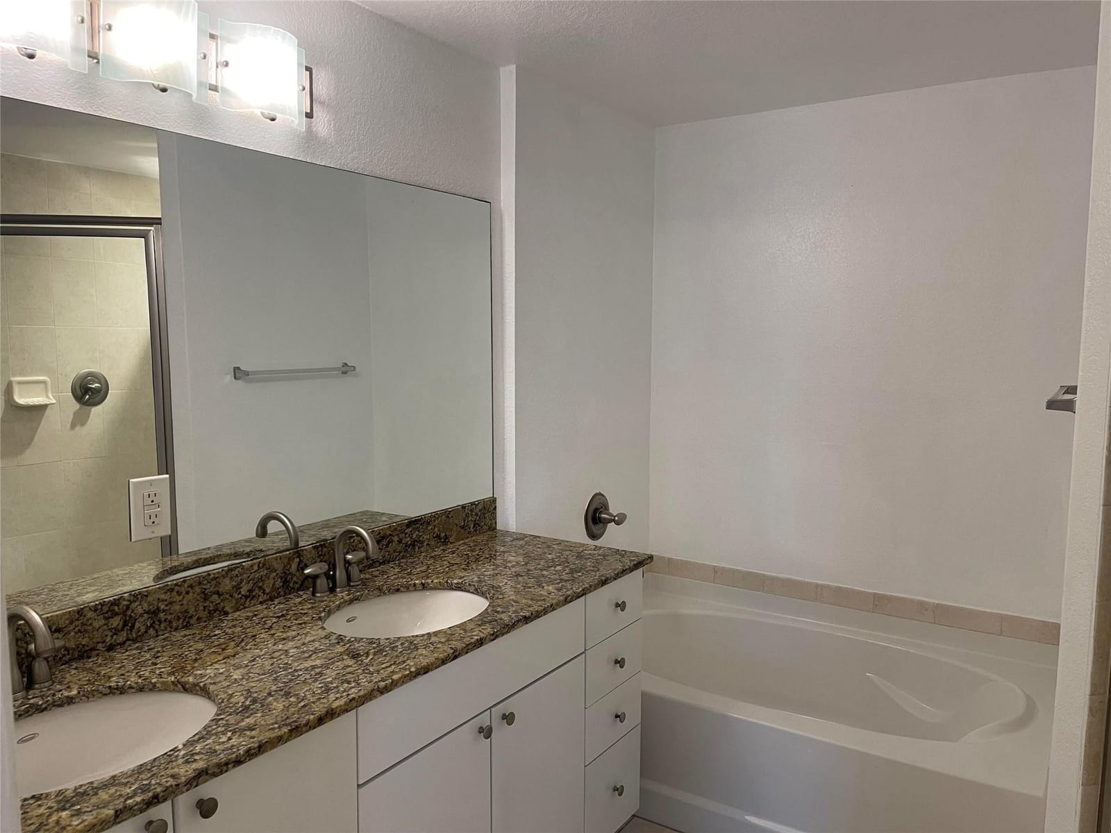 1830 RADIUS Drive 720, Hollywood, FL 33020 photo 13
