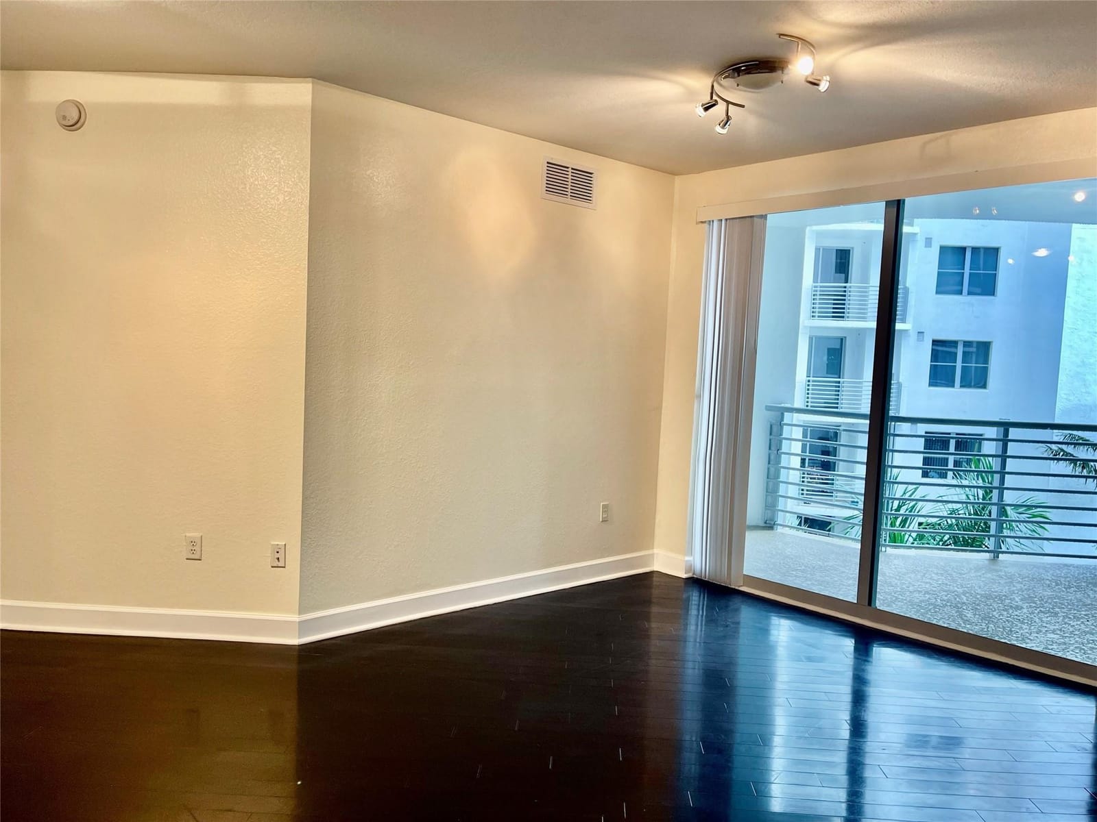 1830 RADIUS Drive 720 — photo 10