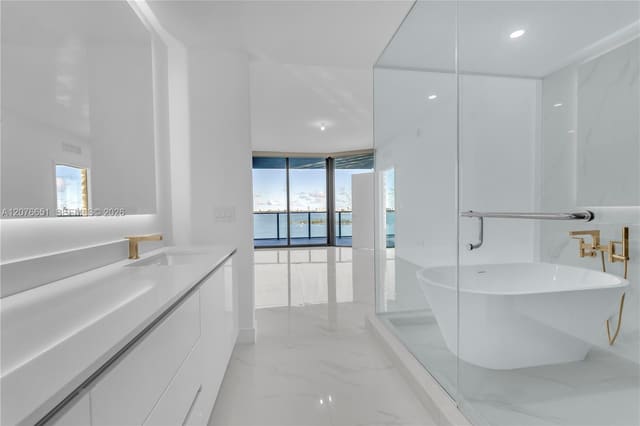 700 NE 24th Street 1407, Aria Reserve, Miami, FL