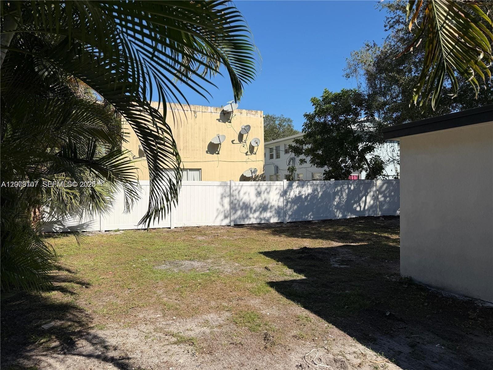 1621 SW 11th Court — photo 11