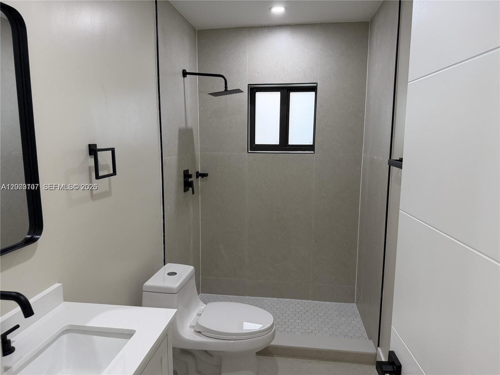1621 SW 11th Court — photo 5