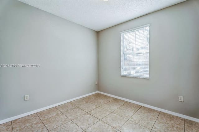 4240 NE 9th Street, Homestead, FL 33033