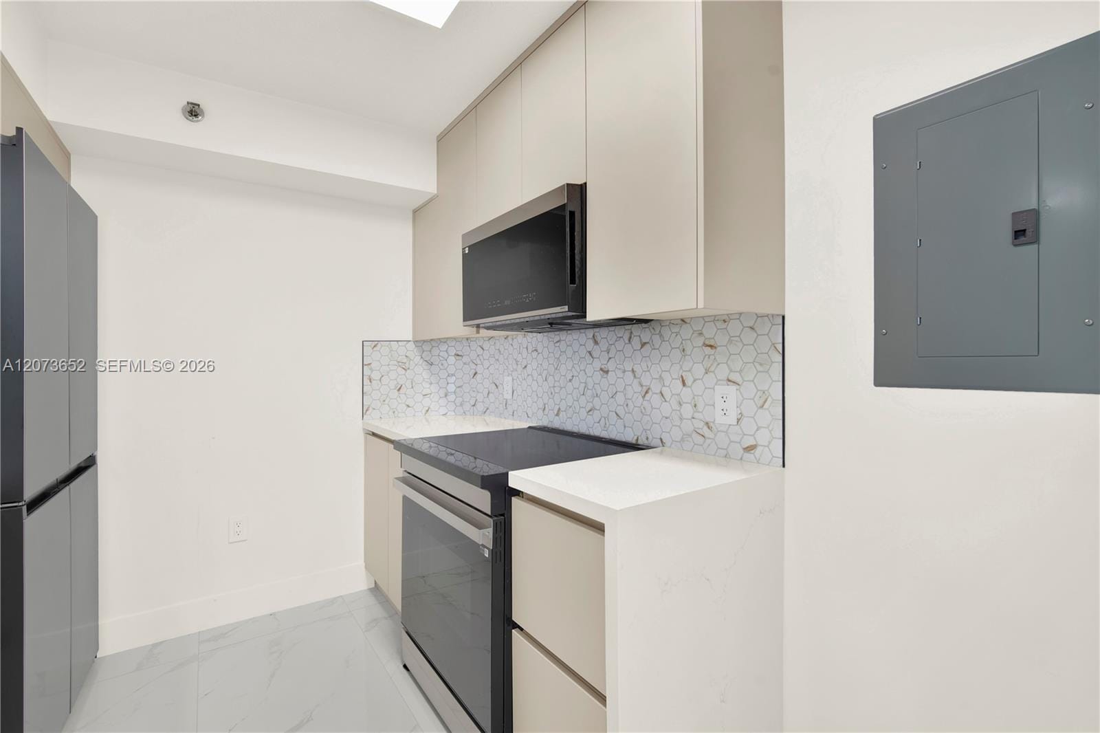 5757 Collins Avenue 507, Miami Beach, FL 33140 photo 8