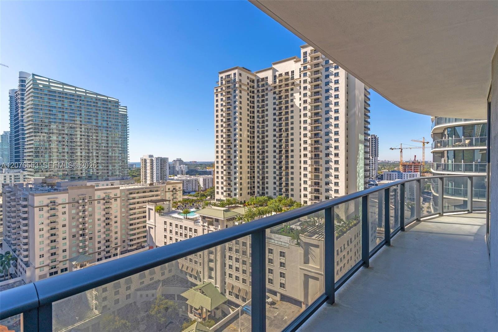 45 SW 9th Street 1706 — photo 7