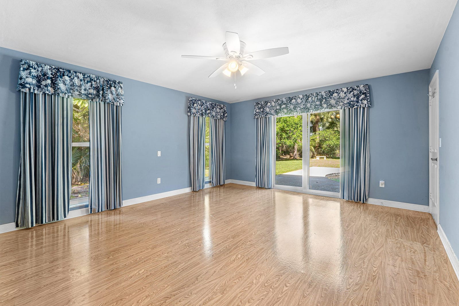8645 Square Lake Drive, Palm Beach Gardens, FL 33418 photo 17
