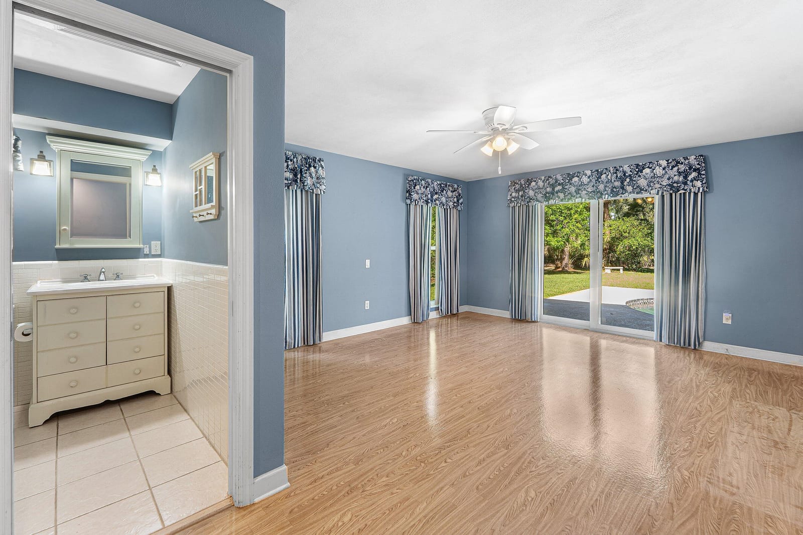 8645 Square Lake Drive, Palm Beach Gardens, FL 33418 photo 18