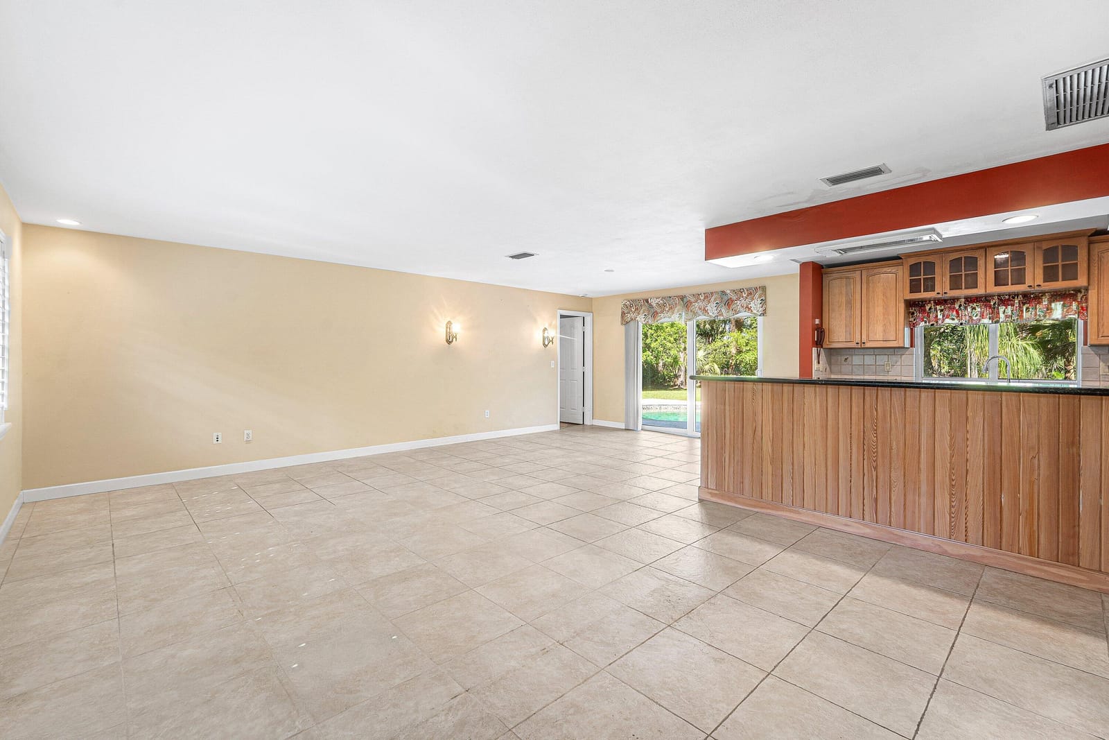 8645 Square Lake Drive — photo 6