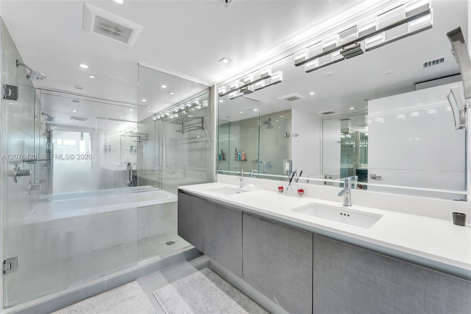6620 Indian Creek Drive 609 — photo 7