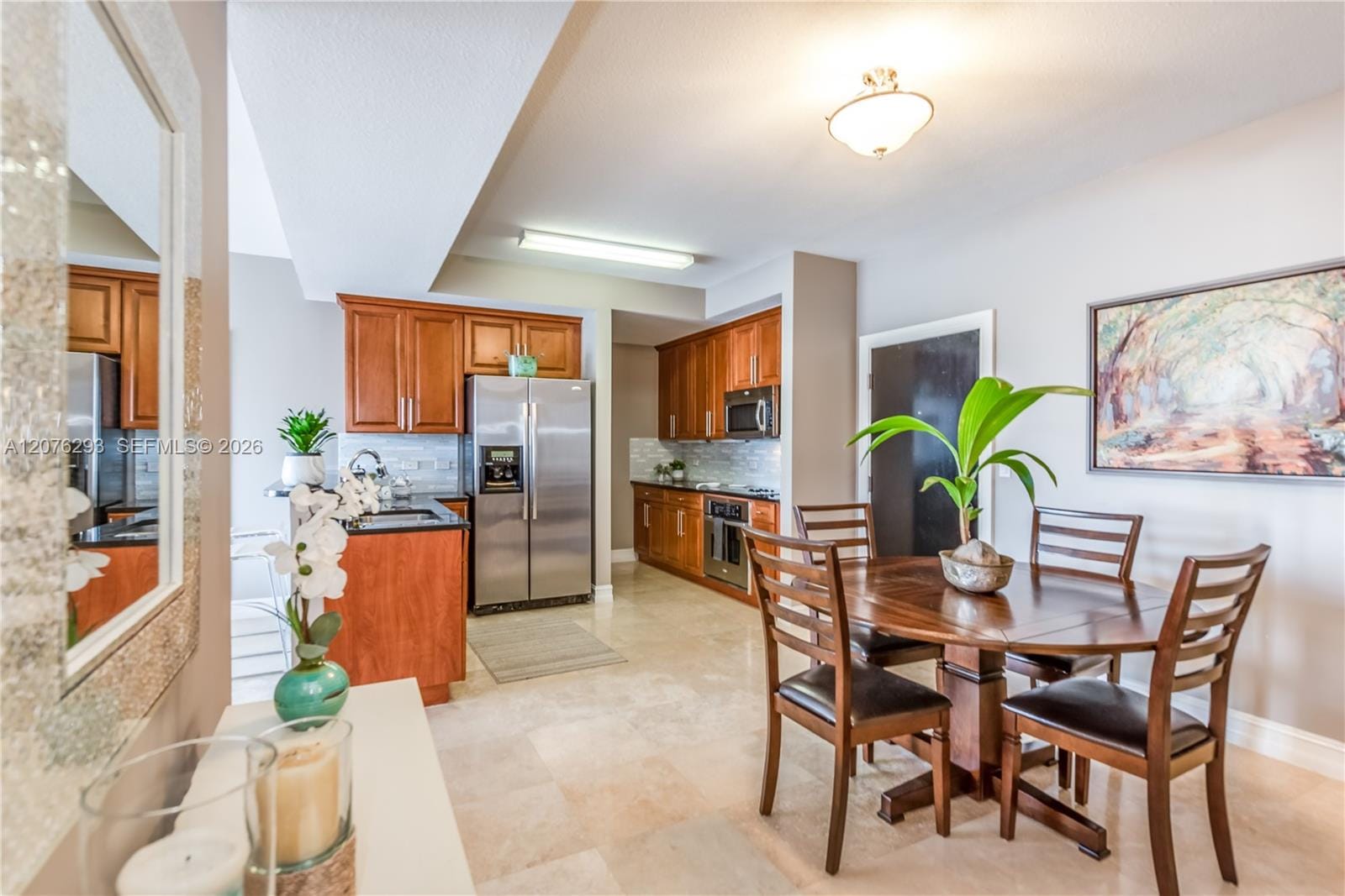1650 Galiano Street 408 — photo 4