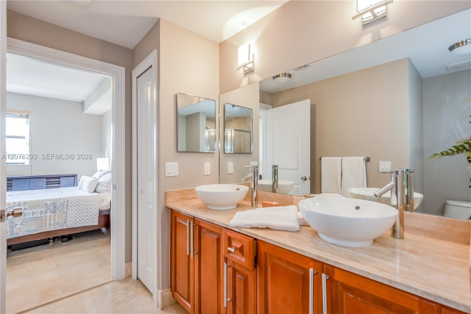 1650 Galiano Street 408 — photo 9