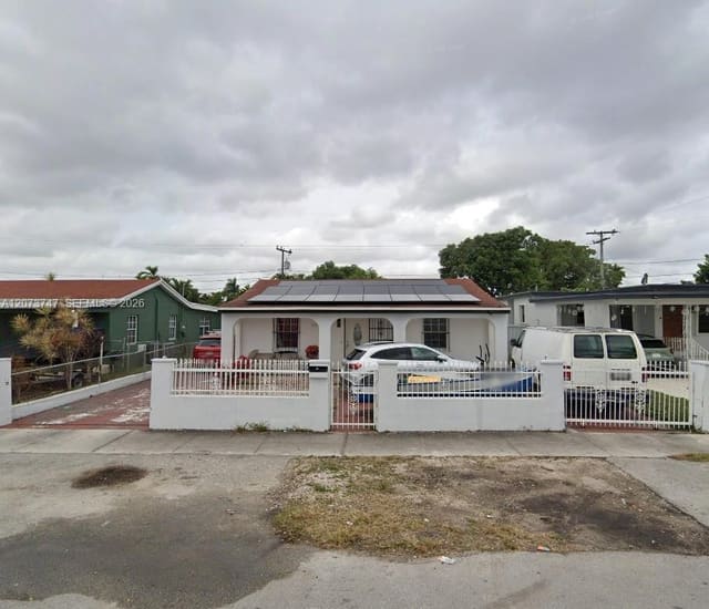 3627 NW 18th Street, Grapeland Heights, Miami, FL