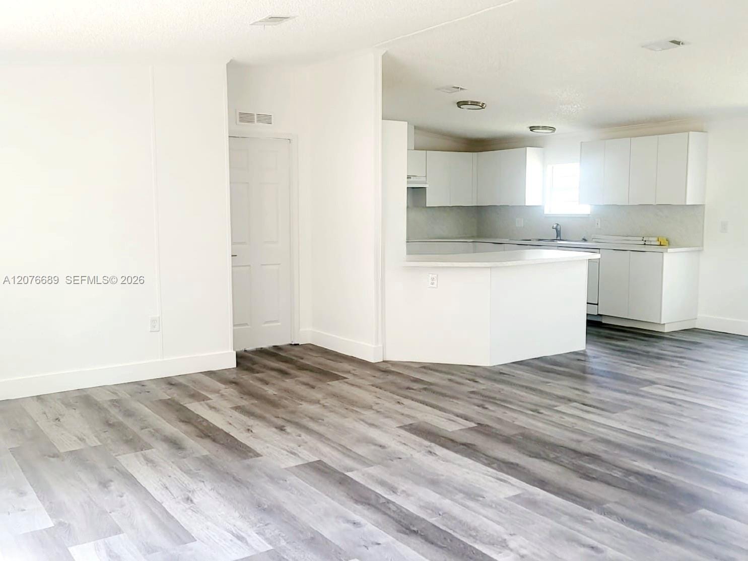 220 NE 12th Avenue 72 — photo 4