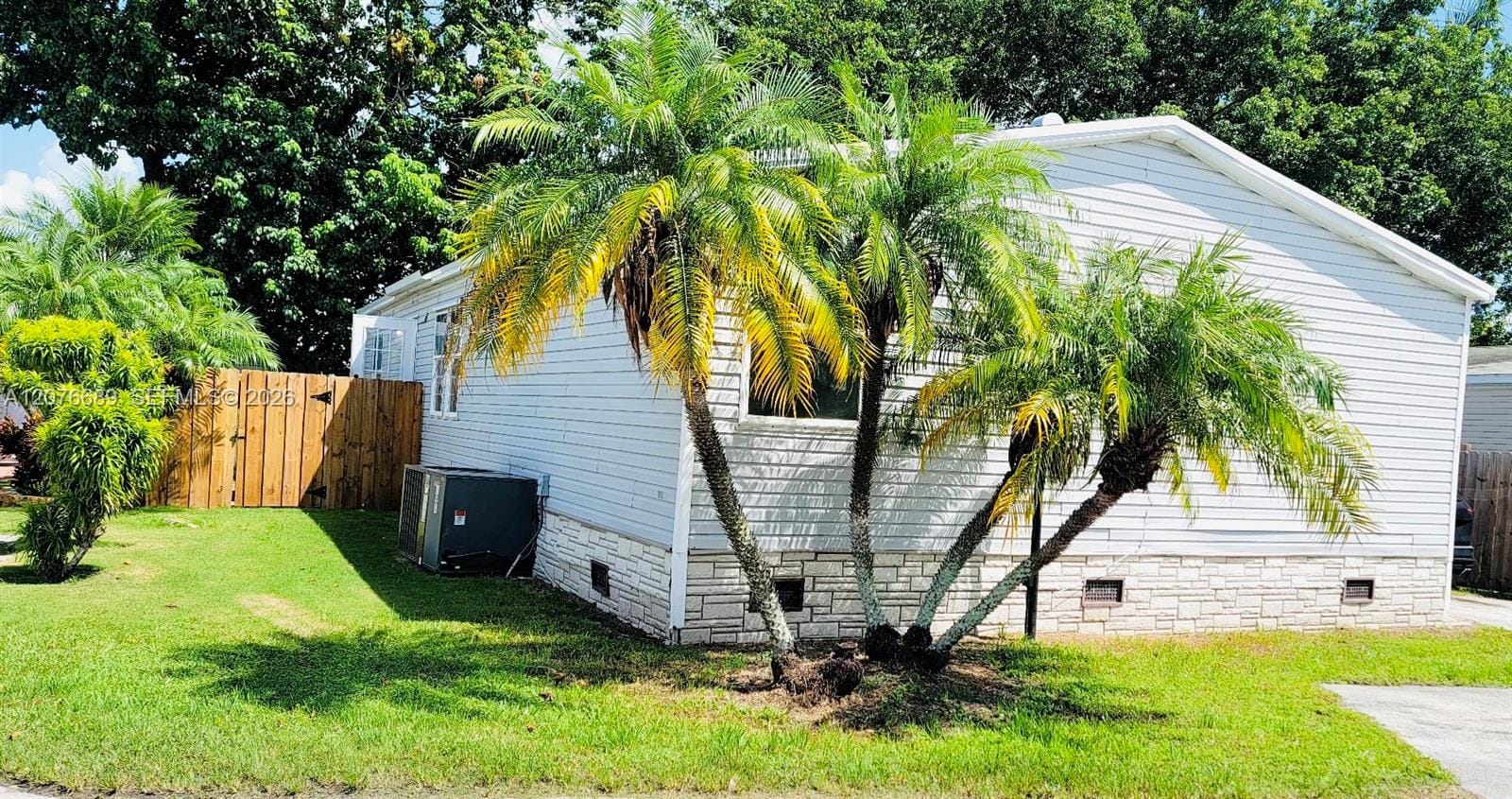 220 NE 12th Avenue 72, Homestead, FL 33030