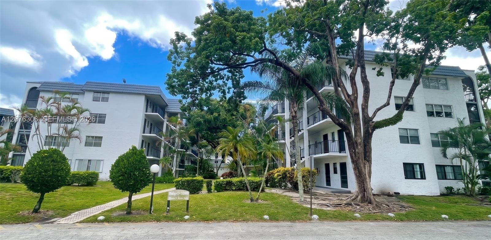 3280 Spanish Moss Terrace 103, Lauderhill, FL 33319