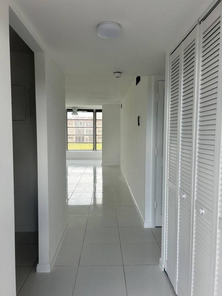 2881 N Pine Island Road 208 — photo 5