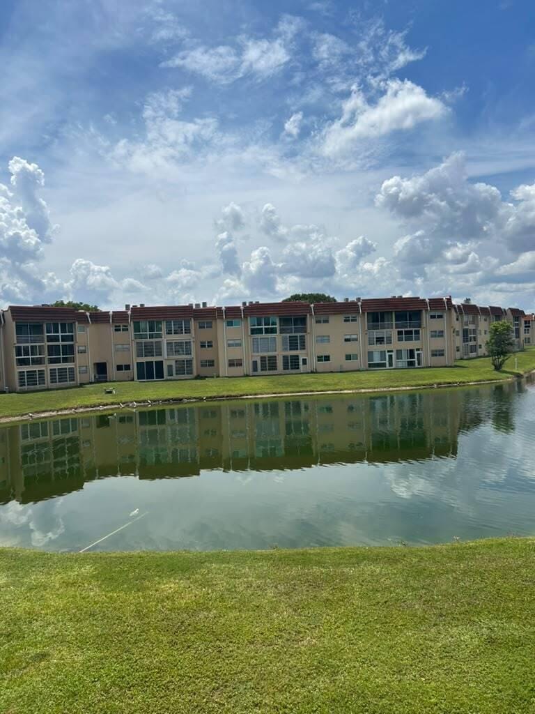 2881 N Pine Island Road 208, Sunrise, FL 33322