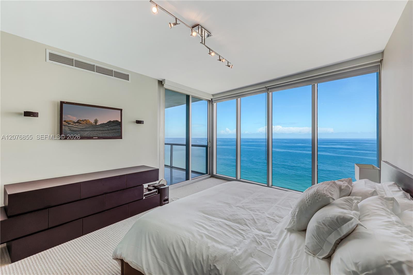 17001 Collins Avenue 2508 — photo 8