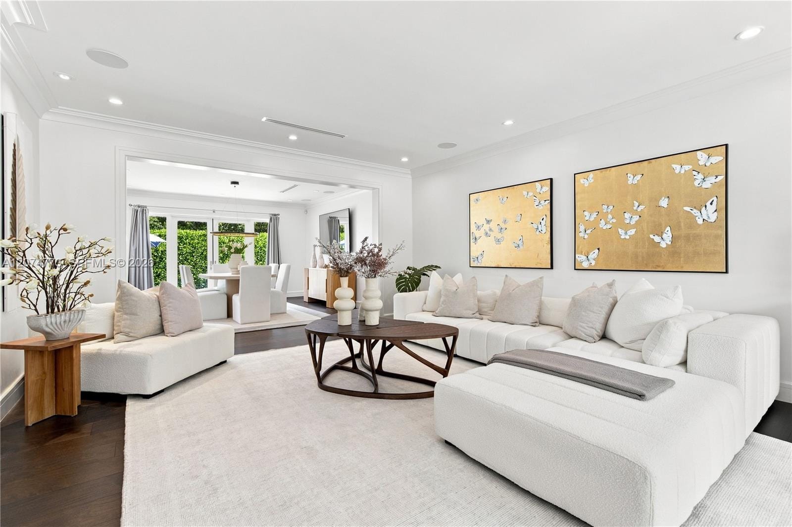 3267 Riviera Drive — photo 3