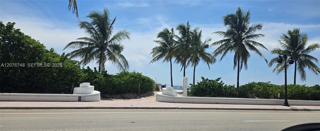 2715 N Ocean Boulevard 2C, Fort Lauderdale, FL 33308