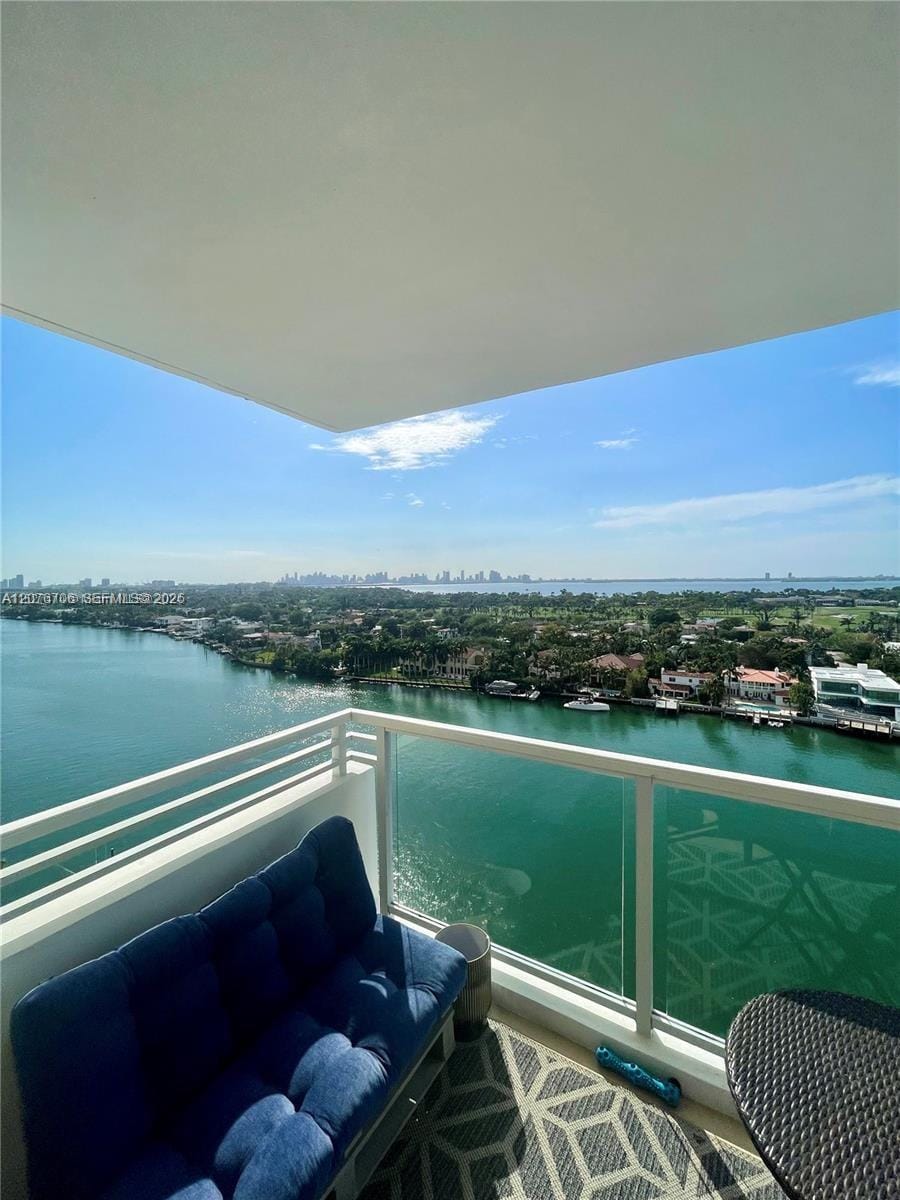 5600 Collins Avenue 16P — photo 2