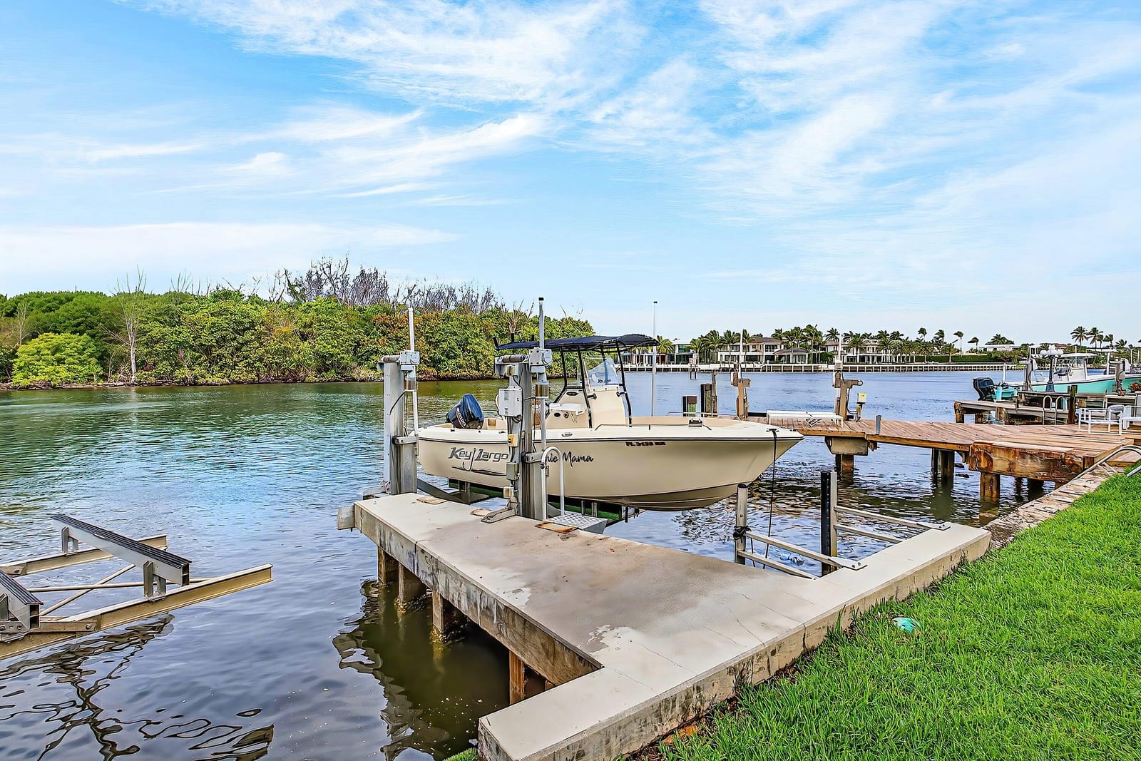 605 NE 19th Avenue, Deerfield Beach, FL 33441 photo 3