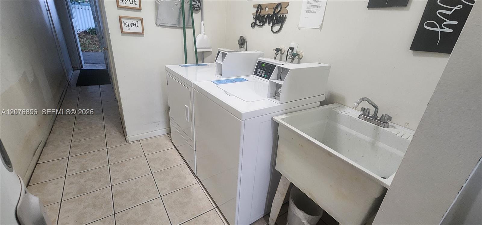 1555 N 12th Court 8B, Hollywood, FL 33019 photo 20